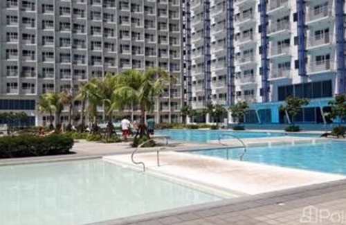 Makati Central Business District Condominio | Cozy 1-bedroom condo in lovely Makati with Pool and City view, WiFi and Netflix