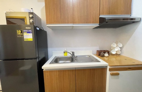 Ermita Condominio | Cozy 1-bedroom condo near UP Manila, US EMBASSY and St. Luke's Medical Center