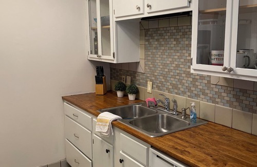 Whitebridge Condominio | Cozy 1-bedroom condo with AC/Heat, WiFi in welcoming Nashville