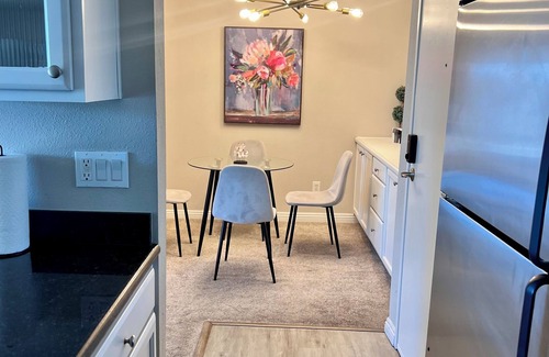 College East Condominio | Cozy 1-bedroom condo in marvelous San Diego with WiFi, fitness room