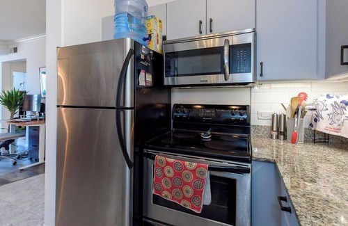 Cortez Hill Condominio | Cozy 1-bedroom condo in fabulous San Diego with fitness room, AC