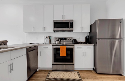 Old Fourth Ward Condominio | Cozy 1-bedroom condo with WiFi, AC in pleasant Downtown Atlanta