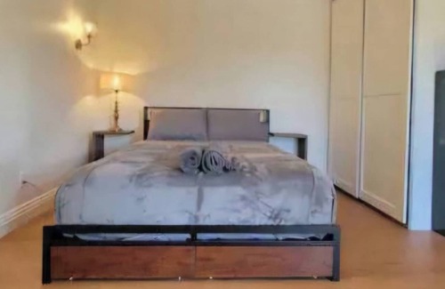 West Covina Casa | Cozy 1-bedroom estate with WiFi, AC in lovely West Covina. Private Entry.