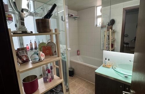 Quarry Bay Condominio | Cozy 1-bedroom condo with WiFi, AC