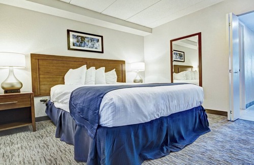 Newport Complejo | Cozy 1-bedroom Inn on Harbor Thames St