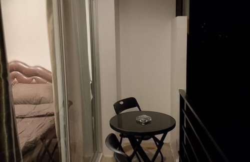 Wichit Condominio | Cozy 1-bedroom mountain view condo with AC and WiFi in charming Panwa