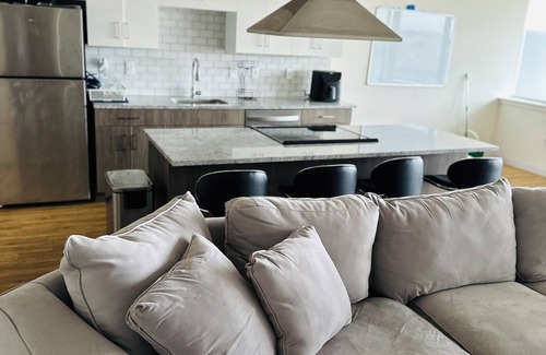 Wynnefield Condominio | Cozy 1 Bedroom Oasis with Stunning Views & Easy Access to Attractions!