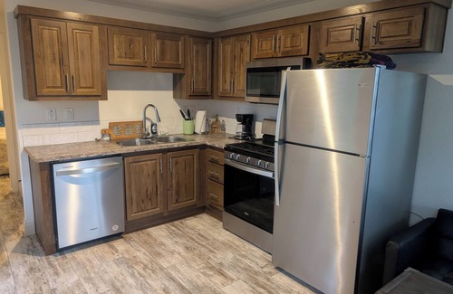 Chattaroy Casa | Cozy 1-bedroom with AC and WiFi in charming Chattaroy