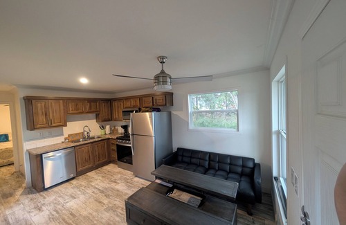 Chattaroy Casa | Cozy 1-bedroom with AC and WiFi in charming Chattaroy