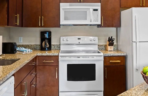 Terra Lago Complejo | Cozy 1-bedroom resort with Tennis,Golf, pool and hot tub in Indio California
