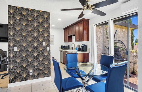 Fountain Valley Cama Y Desayuno | Cozy 1-bedroom in awesome Huntington Beach with AC, WiFi