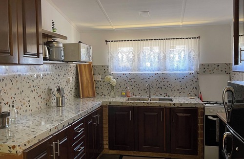 Nuwara Eliya Villa | Cozy 1-Bedroom Villa in Sri Lanka's Highest Village