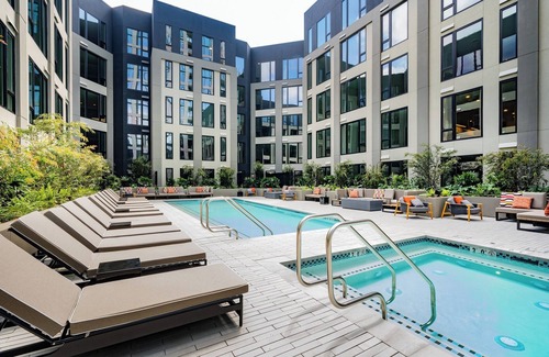 Downtown Oakland Apartamento | Cozy 1-bedroom with fitness room, WiFi in delightful Oakland
