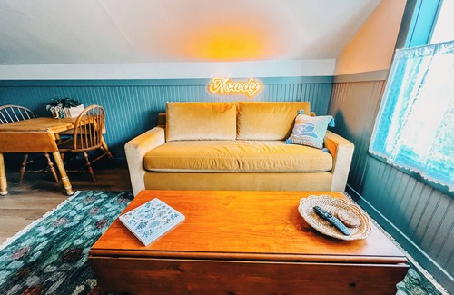 Prineville Apartamento | Cozy 1-bedroom with WiFi and AC in charming Prineville