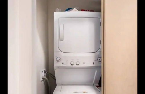 Detroit Apartamento | Cozy 1-bedroom with WiFi and AC in amazing downtown Detroit