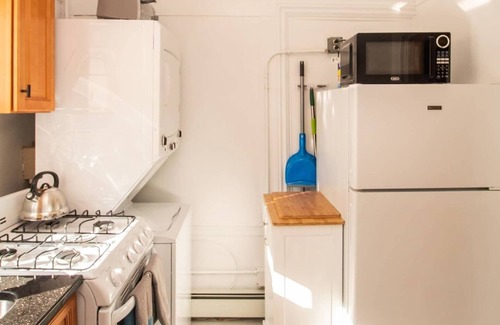 Central Village Apartamento | Cozy 1Bed, 1Bath in Brookline, MBTA