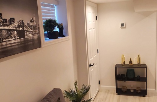 Ampere Apartamento | Cozy 1BR 1BA APT W. AC 12 Minutes from EWR