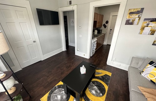 Central Business District Apartamento | Cozy 1BR Apt in the heart of Downtown