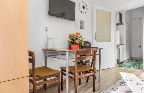 Brigittenau Apartamento | Cozy 1BR Apt. near Millenium Tower & Danube River