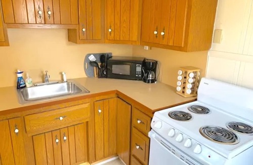White Mills Apartamento | Cozy 1BR apt walking distance to downtown Hawley, near Lake Wallenpaupack
