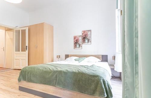 Wieden Apartamento | Cozy 1BR Apt Wi-Fi & Close to Hauptbahnhof