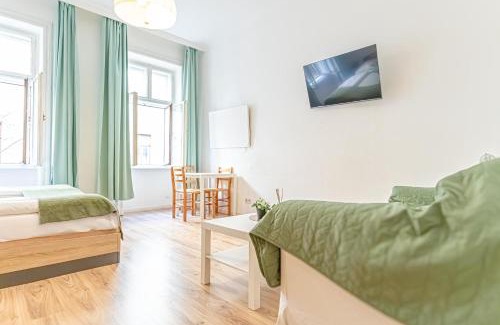 Wieden Apartamento | Cozy 1BR Apt Wi-Fi & Close to Hauptbahnhof