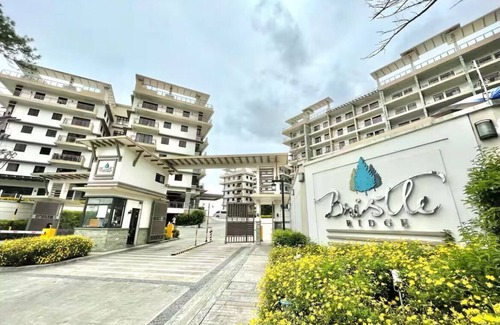 Baguio Condominio | Cozy 1BR Condo w/Balcony, 25MBPS Wifi, Disney+, Kitchen, Pet Friendly