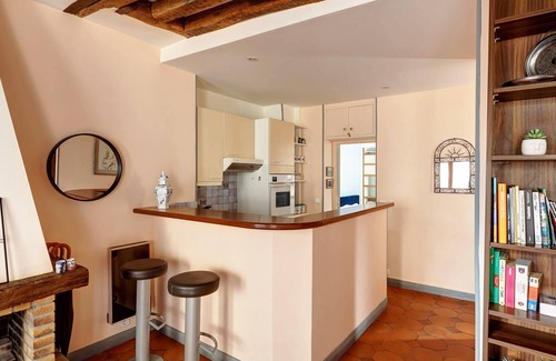 Quartier Sainte-Avoye Apartamento | Cozy 1BR in Heart of Le Marais