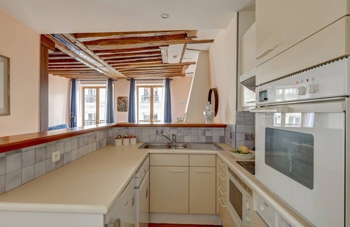 Quartier Sainte-Avoye Apartamento | Cozy 1BR in Heart of Le Marais