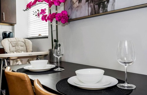 Downtown Kansas City Apartamento | Cozy 1BR Near Arrowhd & TMobile Parking, Rooftop