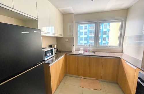 Paranaque Apartamento | Cozy 1BR Suite near Okada, Solaire, and 5mins to Airport