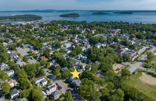 Bar Harbor Apartamento | Cozy 1BR w/4min walk to Downtown [Blueberry Hill]