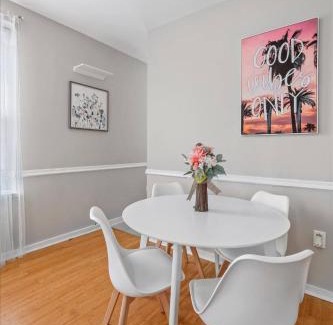 Queen Village Apartamento | Cozy 1br W Deck Near Rittenhouse