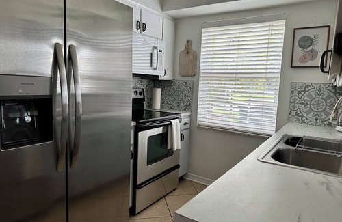 St. Cloud Casa | Cozy 2/1 Close to Theme Parks!
