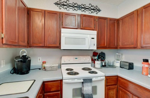 Hope Gardens Apartamento | Cozy 2 BDR Condo with lovely Balcony! 1.5M to Broadway
