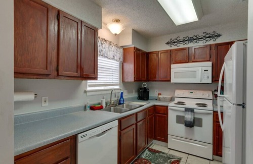 Hope Gardens Apartamento | Cozy 2 BDR Condo with lovely Balcony! 1.5M to Broadway