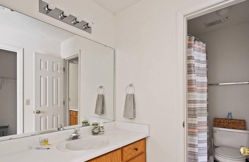 St. Marys Casa | 💎Cozy 2 bdrm 🐠 5 Mins from waterfront ⚡️Fast Wifi🌟