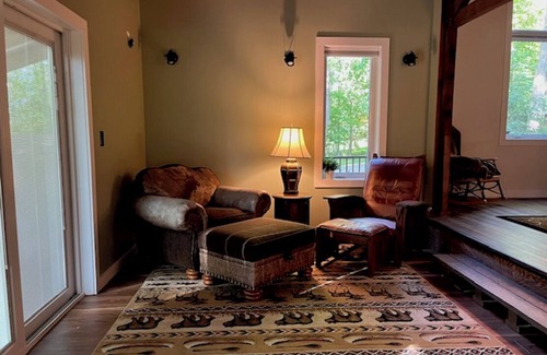 Cranesville Casa | Cozy 2-bdrm house on Great Sacandaga Lake. Close to historic Saratoga Racetrack.
