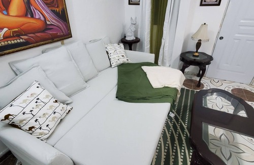 Villa Mella Apartamento | Cozy 2 bedroom apt 5 min to subway | Hot water!