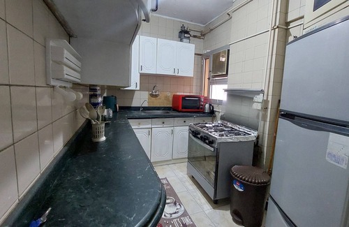 Al-Khalifa Apartamento | Cozy 2-bedroom apartment in wonderful Cairo, Mokattam with WiFi, AC