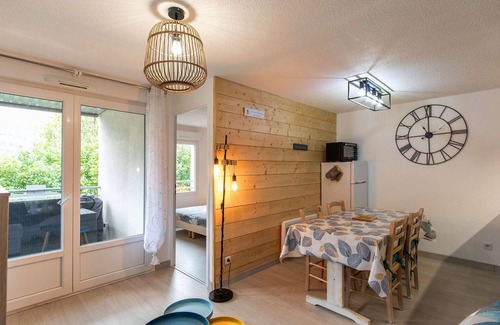 Luz-Saint-Sauveur Apartamento | Apartamento T2 con cabina, terraza, piscina y parking en Luz-Saint-Sauveur