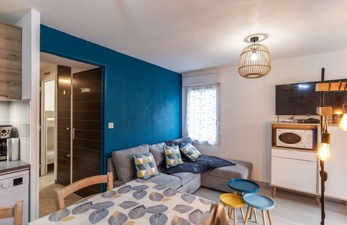 Luz-Saint-Sauveur Apartamento | Apartamento T2 con cabina, terraza, piscina y parking en Luz-Saint-Sauveur