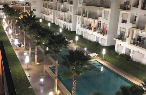 Bouznika Apartamento | Cozy 2 Bedroom Apartment with Bouznika Pool