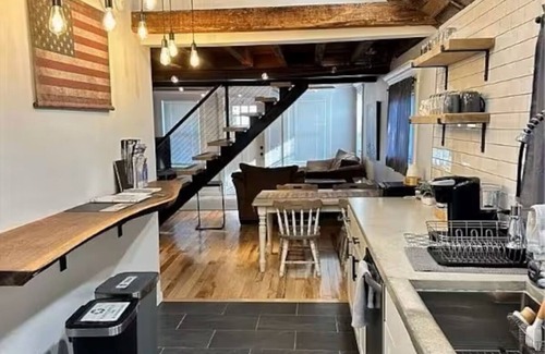 Parish Casa | Cozy 2-bedroom 1 bath Townhome close to I81 Perfect for Snowmobilers and Anglers
