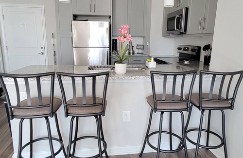 Northeast Raleigh Apartamento | Cozy 2 bedroom 2 bath apartment just 18 minutes away from airport.