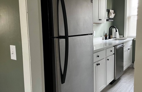 Wanskuck Apartamento | Cozy 2-bedroom apartment Providence with WiFi, AC