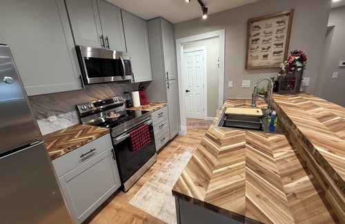 Scott City Apartamento | Cozy 2-bedroom apartment in lovely Scott City with AC, WiFi