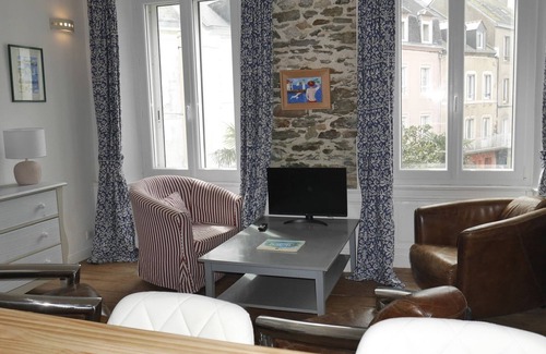 Le Palais Apartamento | Acogedor apartamento de 2 habitaciones en el centro de Le Palais, cerca de tiendas y playa