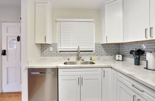 Downtown San Diego Apartamento | Cozy 2-Bedroom Apartment in Downtown/ Little Italy SD