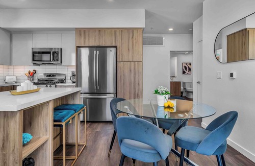Morrison - Eldridge Park Apartamento | Cozy 2-bedroom apartment in enjoyable Santa Ana with AC, WiFi, fitness, Pool